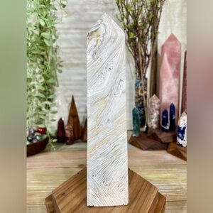 1265 XL White Lace Agate Crystal Tower - 8-1/4 Inches Tall